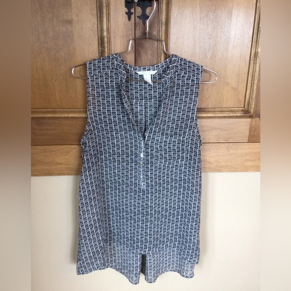 H&M size 4 sleeveless blouse - Picture 1 of 6